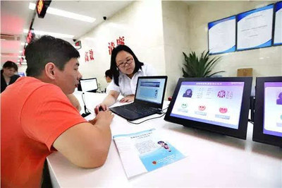 办事不再反复跑！政务“VIP指导员”服务深入街道