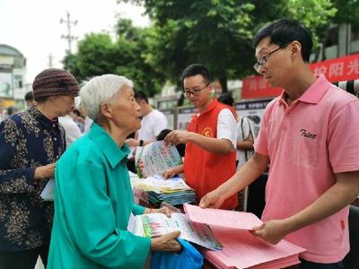 恩阳区委统战部联合开展食品安全宣传，筑牢社会共治防线